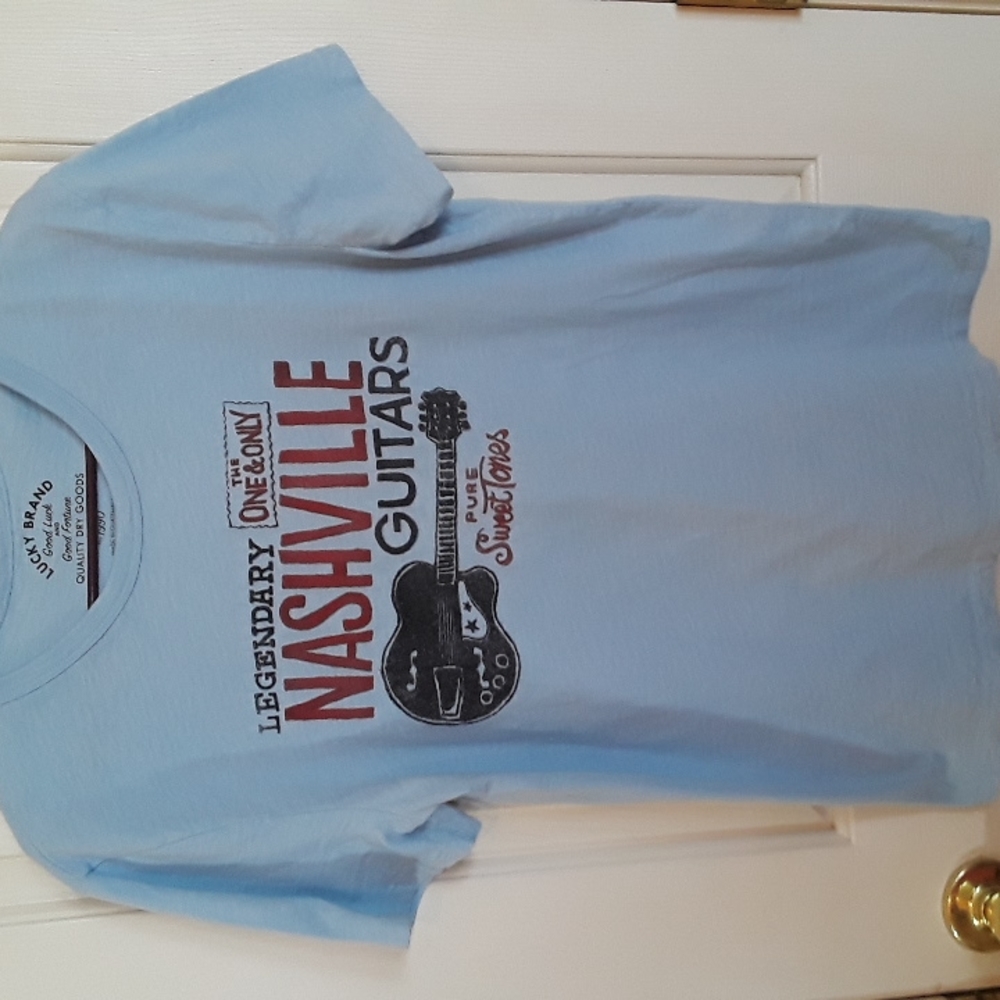 Lucky Brand Nashville guitar tshirt suse medium